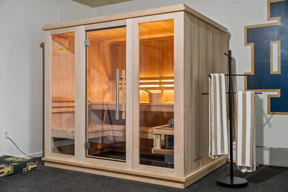 Finnish Sauna | Jumbotron Bar | Gym | Near ND